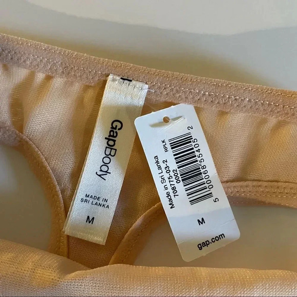 Gap seamless lace thong  - Picture 4 of 10